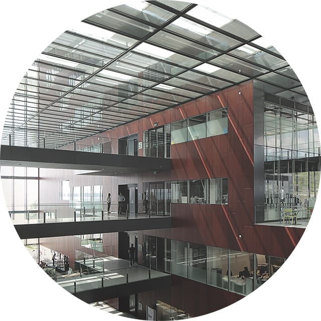 Интерьер офисного здания